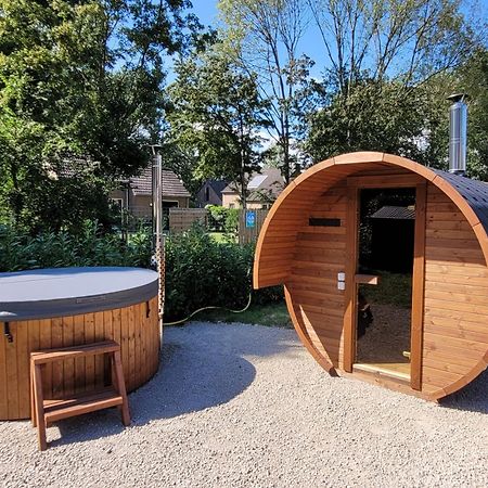 Evergreen Wellness Met Sauna & Hottub Ewijk ภายนอก รูปภาพ